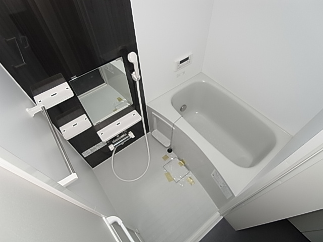 神戸市長田区浜添通１丁目のアパートの浴室|追い焚き機能付き