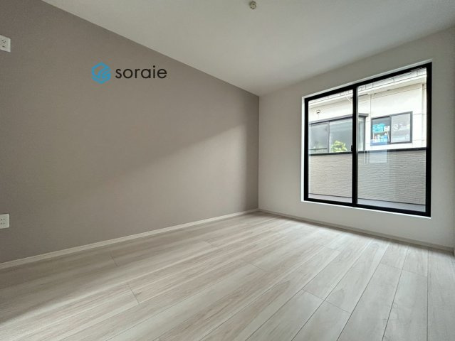 所沢市三ケ島1期　新築戸建　アーバンスタイルの洋室|令和8年1月29日撮影。