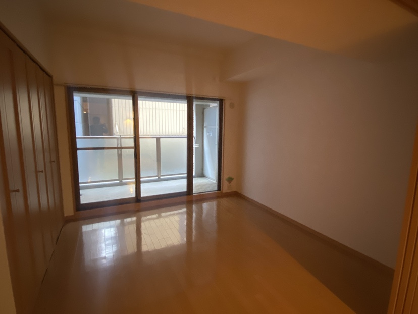 アパガーデンスクエア四条烏丸の洋室