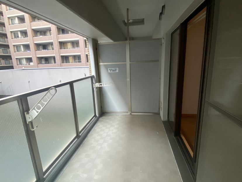 アパガーデンスクエア四条烏丸のバルコニー