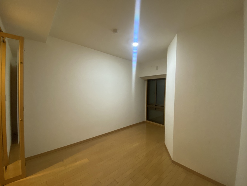 アパガーデンスクエア四条烏丸の洋室