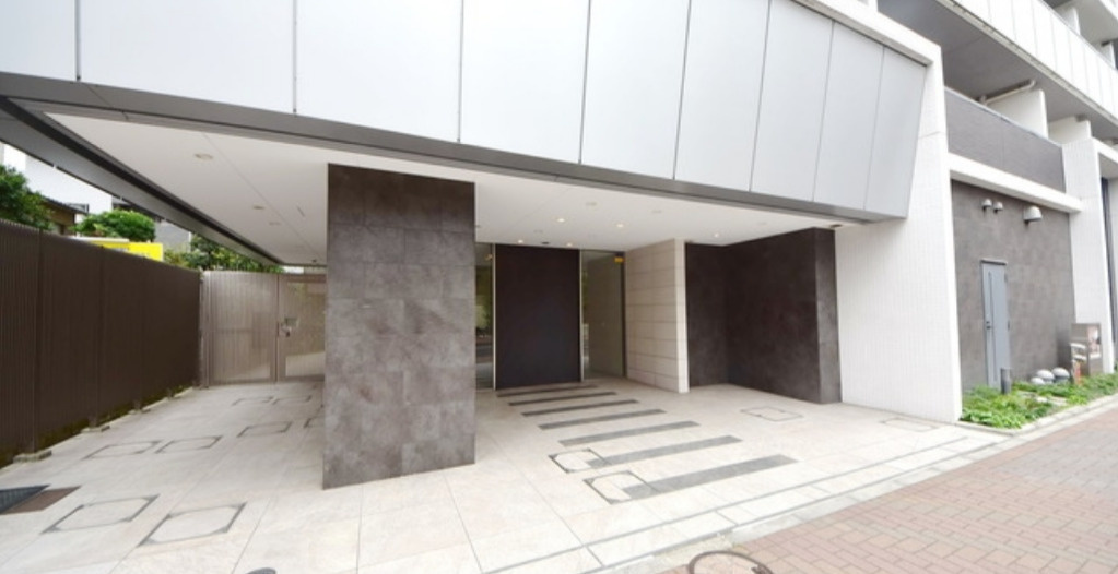 ONE　ROOF　FLAT　TSUKISHIMAのエントランス