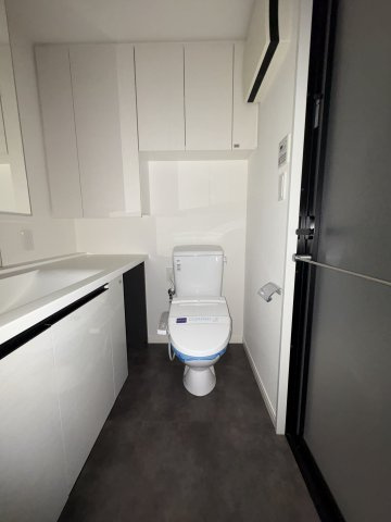 落ち着いたトイレです