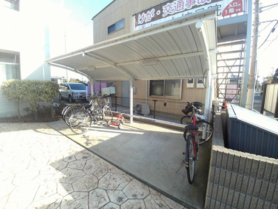 【その他共用部分】 | ディアコート | 屋根付き駐輪場