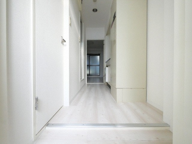 シティライフエステート難波南の玄関