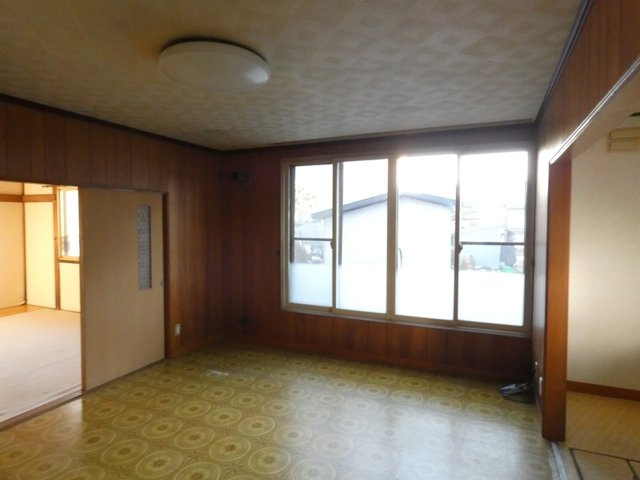 鳥取北４－８－１１平屋の居間・リビング