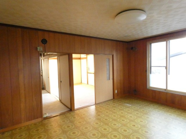 鳥取北４－８－１１平屋の居間・リビング