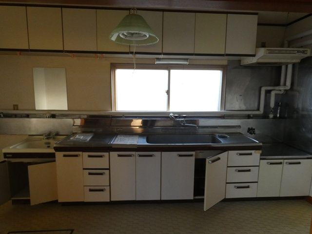鳥取北４－８－１１平屋のキッチン