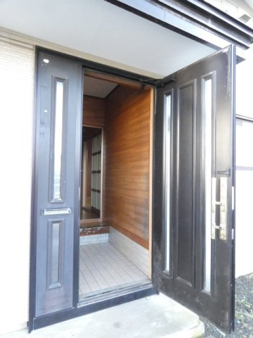 鳥取北４－８－１１平屋の玄関