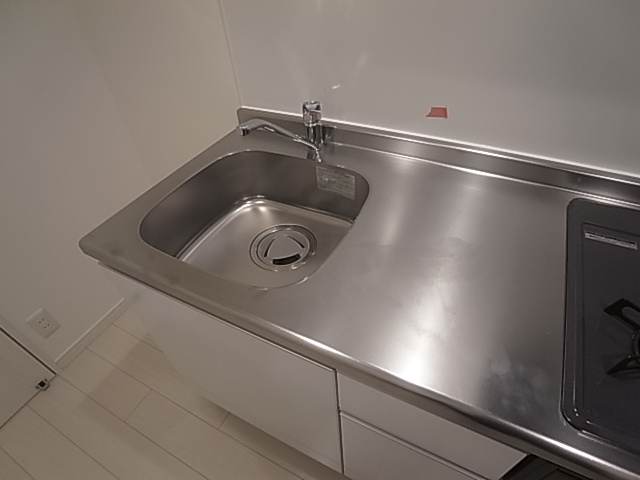 神戸市兵庫区東出町３丁目のアパート