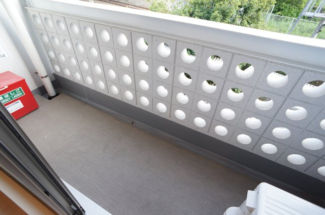 A.Grayish宝塚のバルコニー