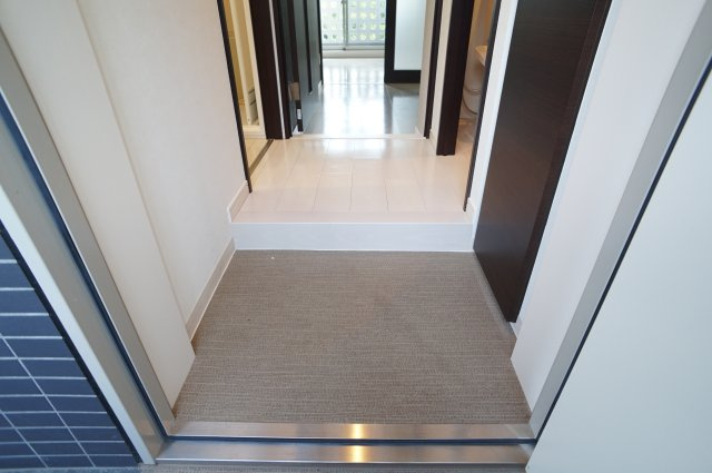 A.Grayish宝塚の玄関