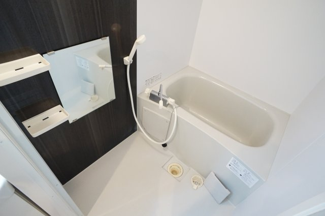 A.Grayish宝塚の浴室