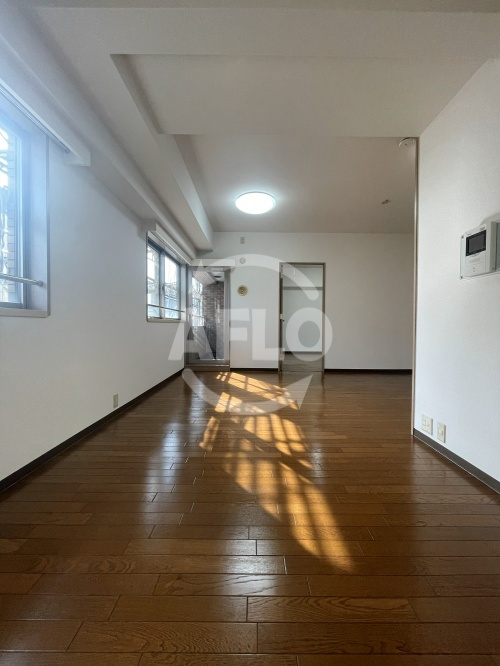 セレッソコート中之島南　 西船場小学校の居間・リビング|セレッソコート中之島南　リビング