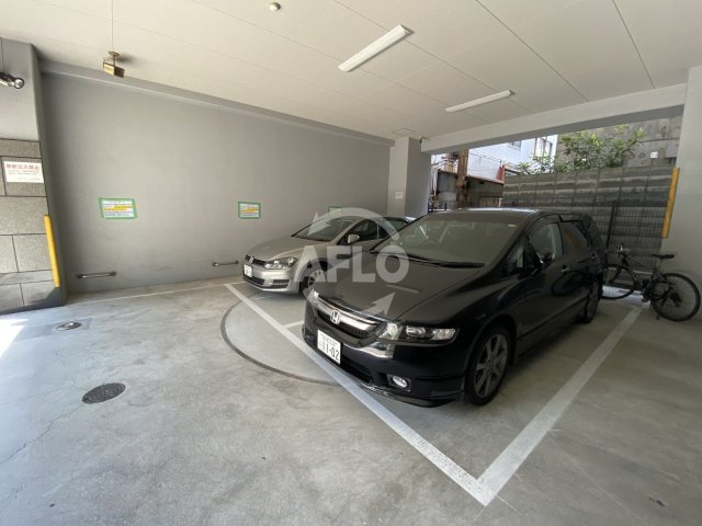 セレッソコート中之島南　 西船場小学校の駐車場|セレッソコート中之島　駐車場