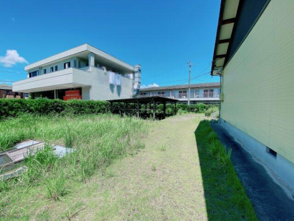 知多郡武豊町 大字冨貴字篭田　戸建の庭