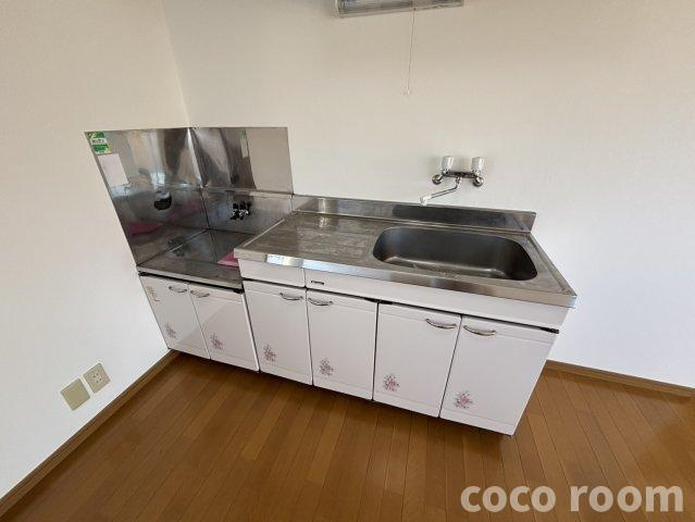 イエローハイツのキッチン