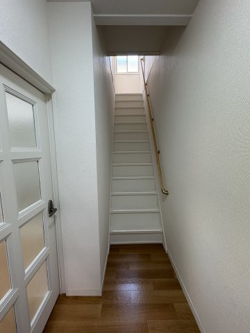 池田戸建ての内装