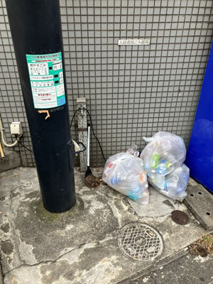 【その他共用部分】 | ワンステップビル | 敷地内ごみ置き場でごみ出しもらくらく～♪忙しい社会人さんや学生さんにもうってつけ！