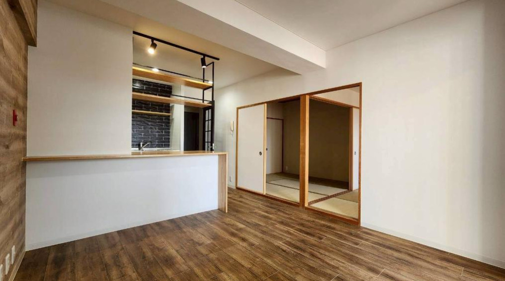 河原町スカイマンションの居間・リビング