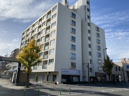 河原町スカイマンションの外観