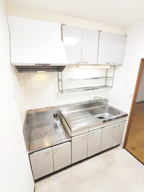 藤沢市辻堂新町３丁目の賃貸マンションのキッチン|広々としたキッチンです♪