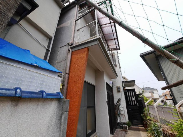 関守町2丁目貸家の外観