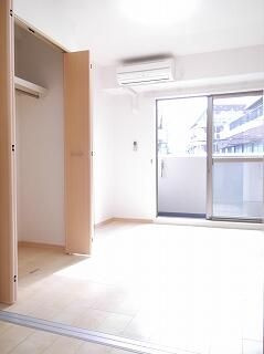 メゾンド・シャルマン