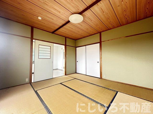 第3眉山マンションの和室