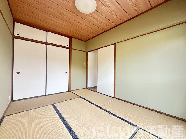 第3眉山マンションの和室