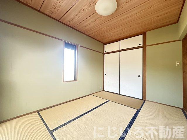 第3眉山マンションの和室