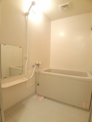 【浴室】 | シャルム岩出 | 落ち着いた空間のお風呂です