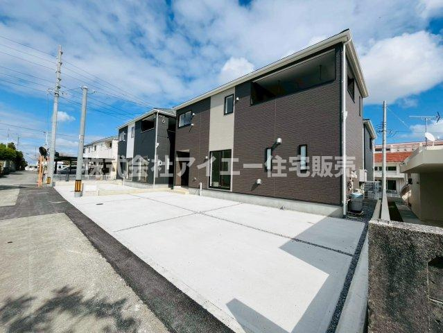 ❤❤八重瀬町新城　第３-1号棟（全４棟）の前面道路含む現地写真|前面道路含む現地写真です