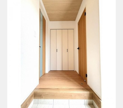 【玄関】 | ４０８７志木市柏町２０期６棟５号棟 | 玄関