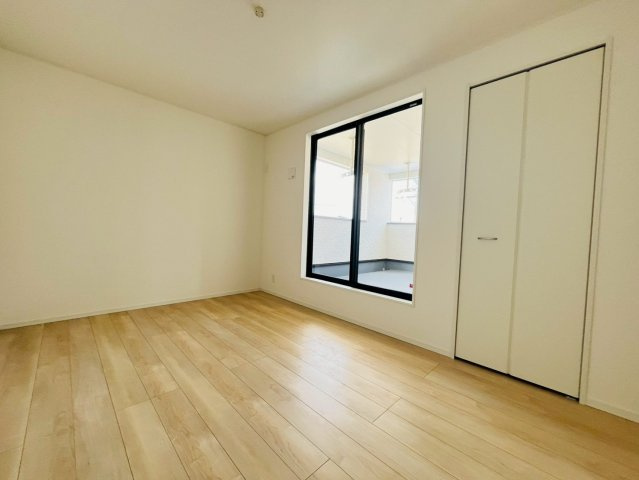 ❤❤八重瀬町新城　第３-3号棟（全４棟）の洋室|個人の部屋や寝室として使える洋室です