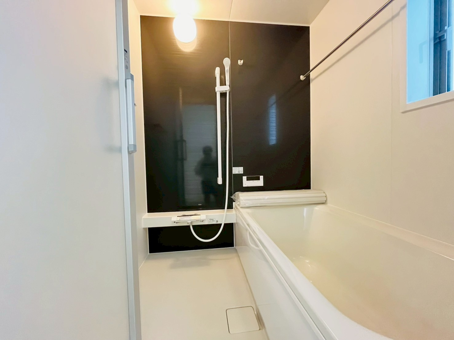 ❤❤八重瀬町新城　第３-4号棟（全４棟）の浴室|ゆったり過ごせるお風呂です