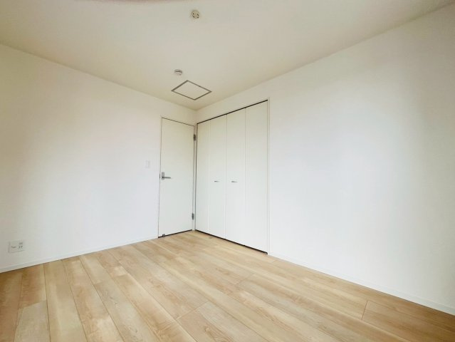 ❤❤八重瀬町新城　第３-4号棟（全４棟）の洋室|明るい洋室です