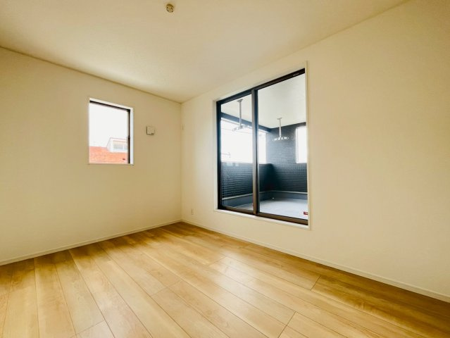 ❤❤八重瀬町新城　第３-4号棟（全４棟）の洋室|ゆったりした洋室です