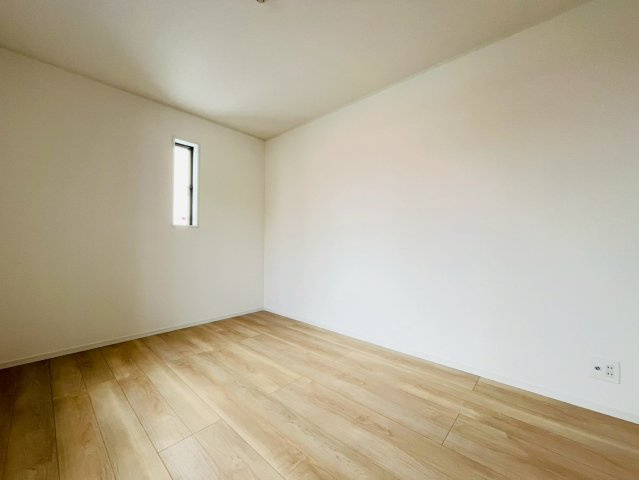 ❤❤八重瀬町新城　第３-4号棟（全４棟）の洋室|コンパクトで使いやすい洋室です