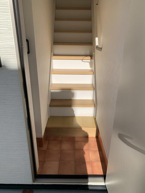 ソルナクレイシア下北沢の玄関|玄関を入ったところです