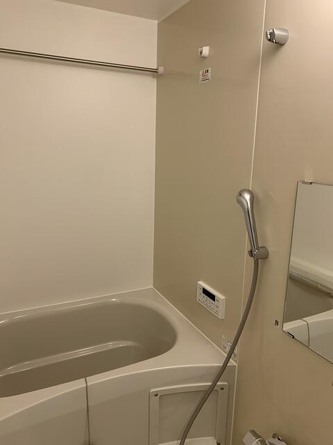 ソルナクレイシア下北沢の浴室|お風呂です