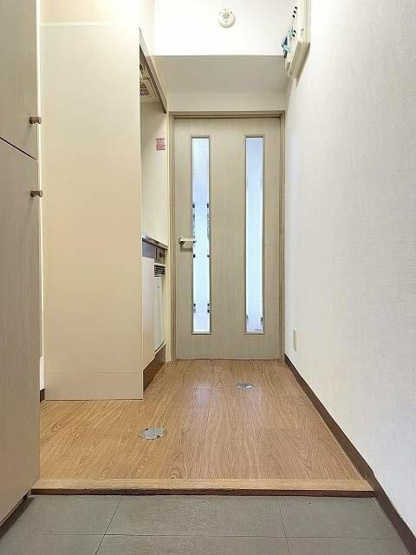 【玄関】