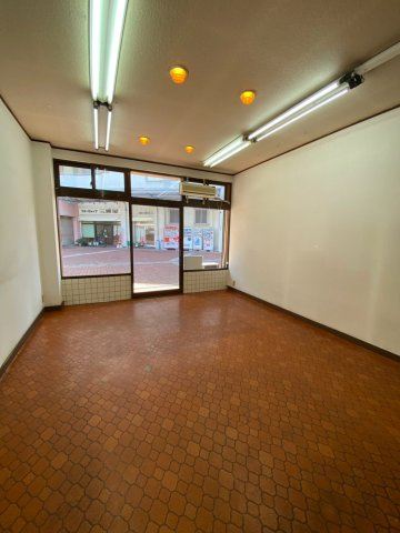 本城東1丁目店舗の内装