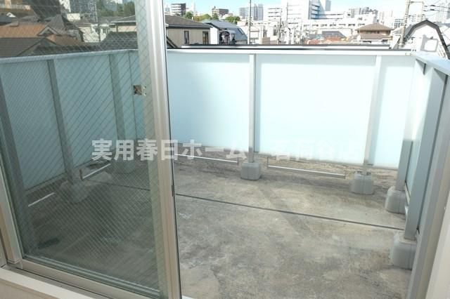 【バルコニー】