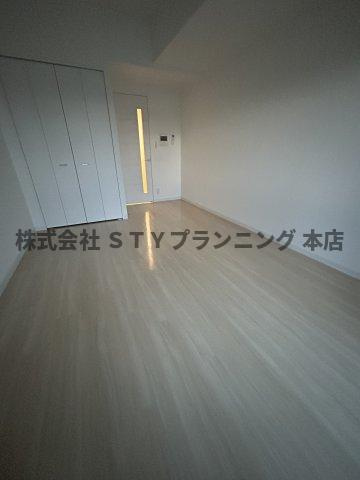 仲介手数料０円！プロシード金山3の居間・リビング