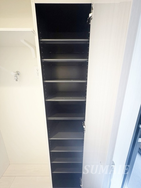 ハーモニーテラス志茂ⅩⅤ　の収納|シューズボックスです☆