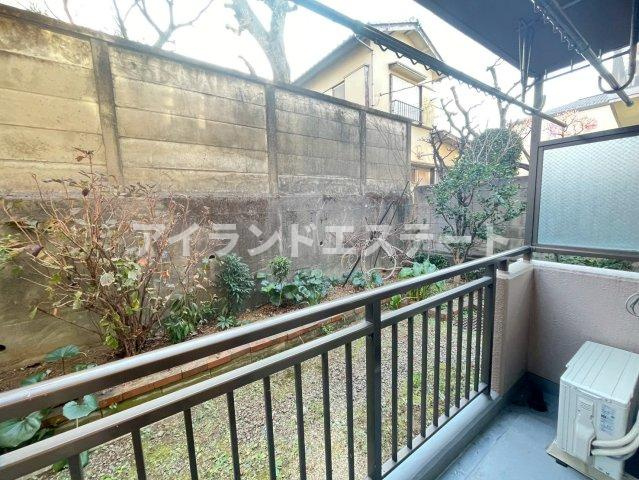 山川紅葉館　ペット相談　角部屋　独立洗面台のバルコニー