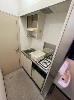 大津市粟津町の店舗事務所のキッチン