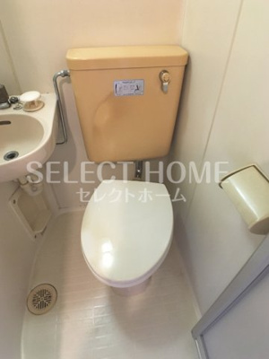 【トイレ】 | アメニティ天野Ⅱ | 同型タイプゆったりとした空間のトイレです