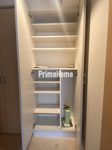 エスティメゾン神田の収納